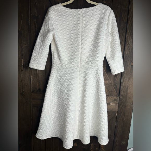 Donna Morgan White Chevron Pattern Fit And Flare Dress 3/4 Sleeves Zipper Size10 - Picture 2 of 9